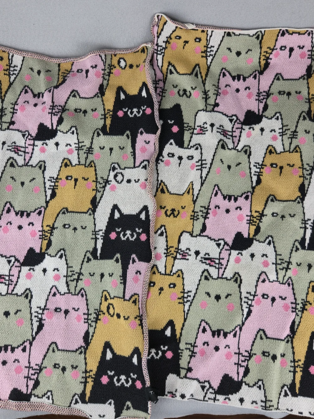 Tahari Home 100% Cotton Multi-Color Cat Pattern Knit Cloth